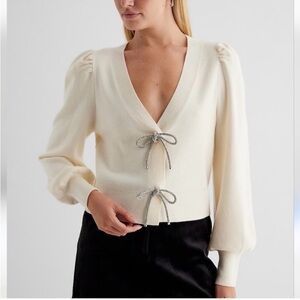 Express Women's V Neck Cropped Bow Button Cozy Knit Cardigan - Marshmallow, NWT